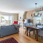 Apartment In Nueva Andalucia With An Amazing View