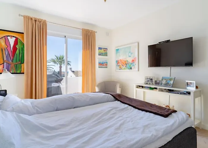 דירה In Nueva Andalucia With An Amazing View